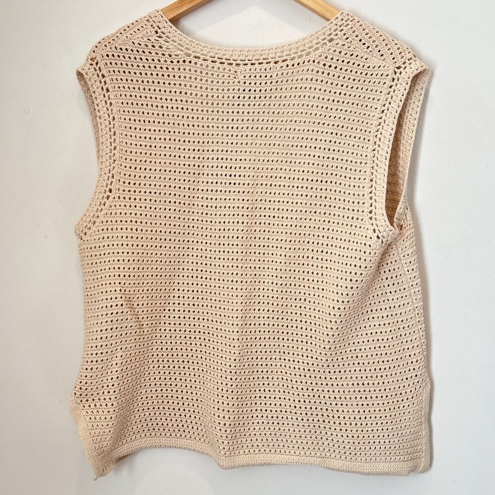 Sincerely Jules Crochet Open Knit Sleeveless Top Button SZ Large Beach Boho NEW - Picture 13 of 16